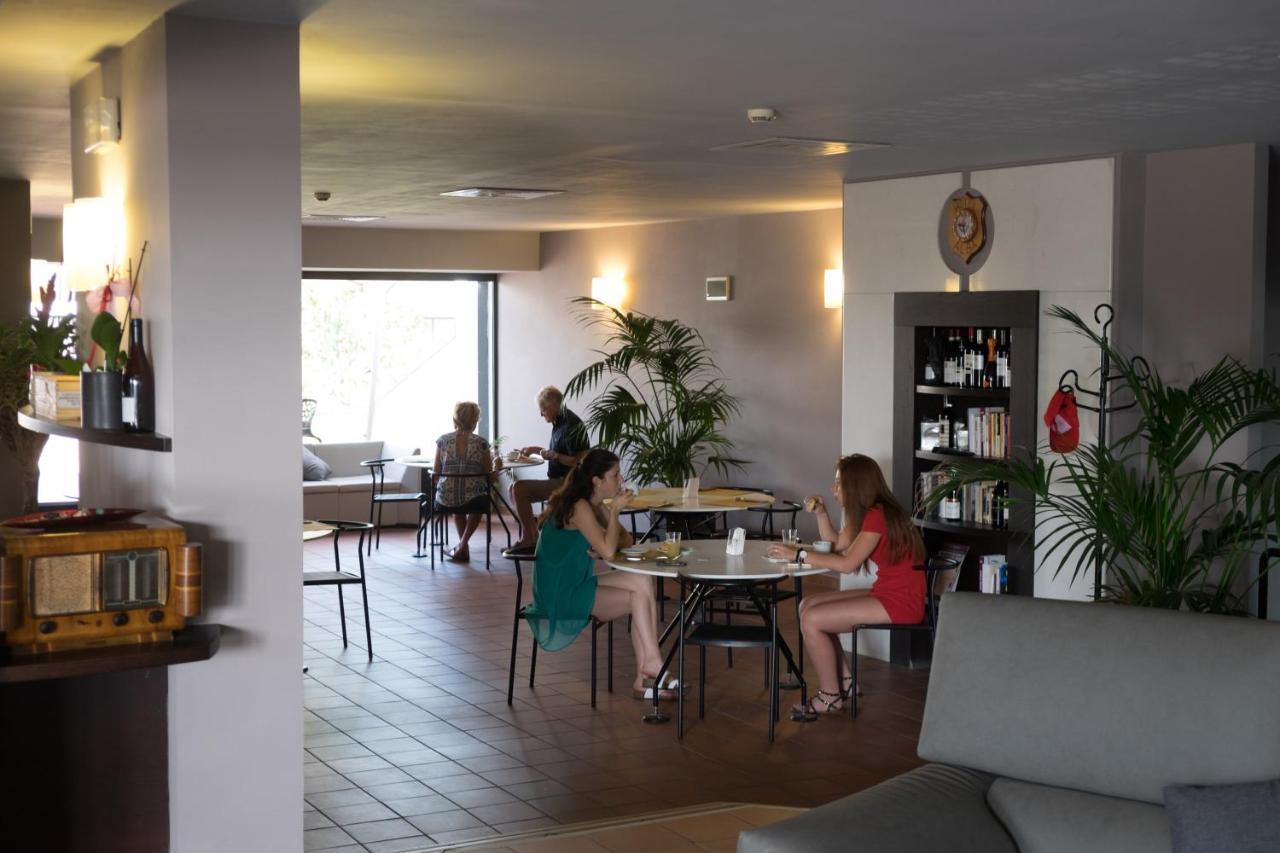 Alba Hotel מראה חיצוני תמונה