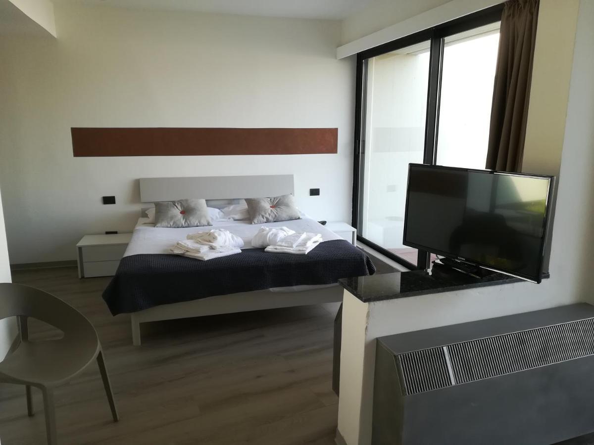 Alba Hotel מראה חיצוני תמונה